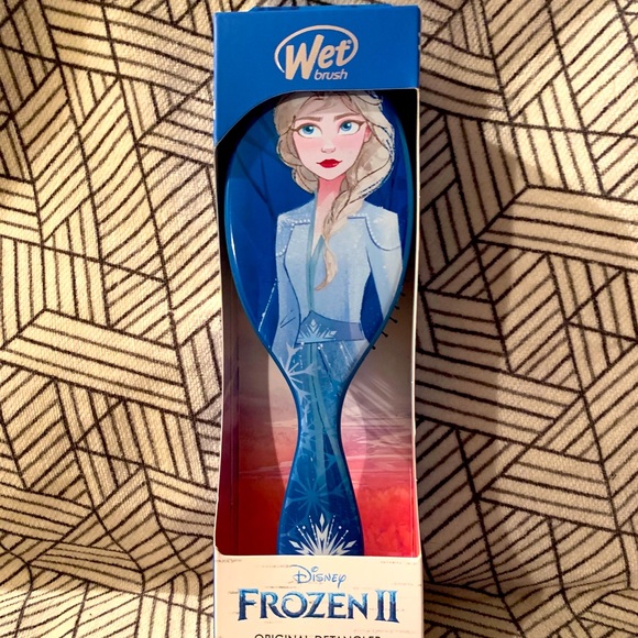 Frozen Elsa Wet Brush, Brand NEW, In-Box, (AB1) - Picture 2 of 5